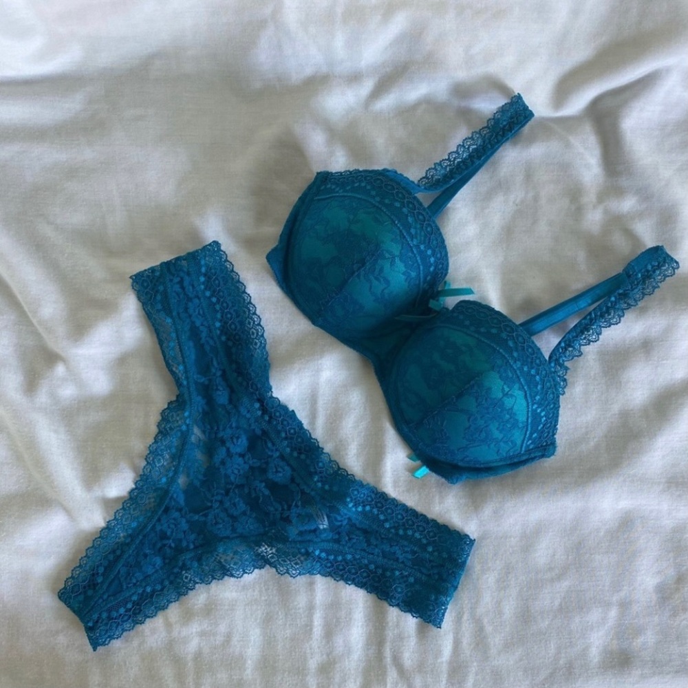 Adore Me | Balconette Ribbon Set - Picture 3 of 6